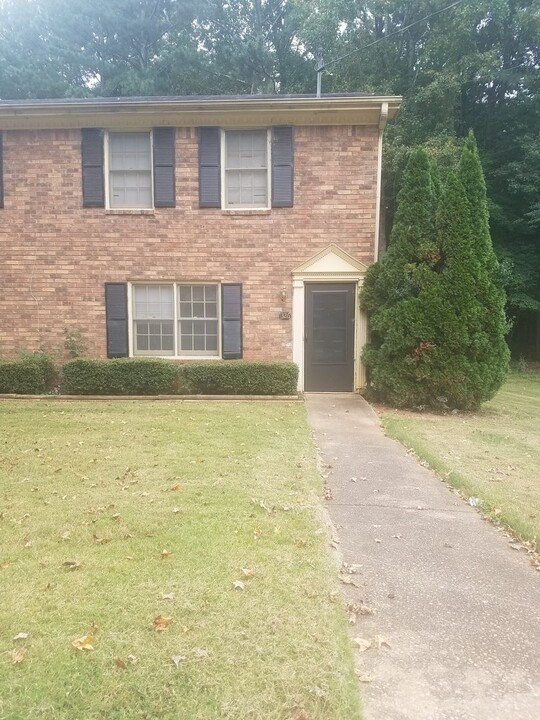 324-326 Haymarket Ln in Lawrenceville, GA - Building Photo