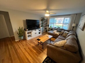 99 Cluff Crossing Rd, Unit B8 in Salem, NH - Building Photo - Building Photo