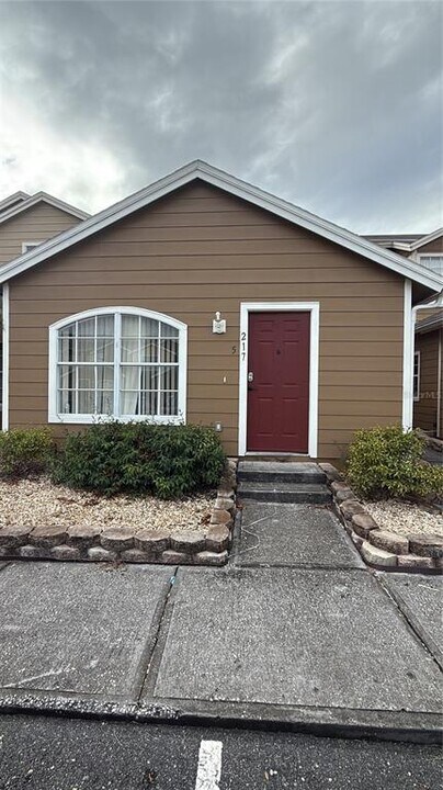 217 Australian Way in Davenport, FL - Building Photo
