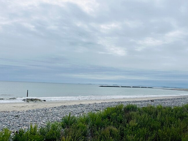 19 Beach Rd in Winthrop, MA - Building Photo - Building Photo