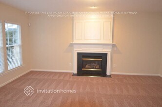 10828 Fountaingrove Dr in Charlotte, NC - Building Photo - Building Photo