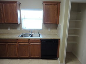1210 Mule Deer Dr in Arlington, TX - Building Photo - Building Photo