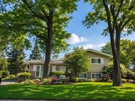 202 Kentucky St in Park Forest, IL - Building Photo