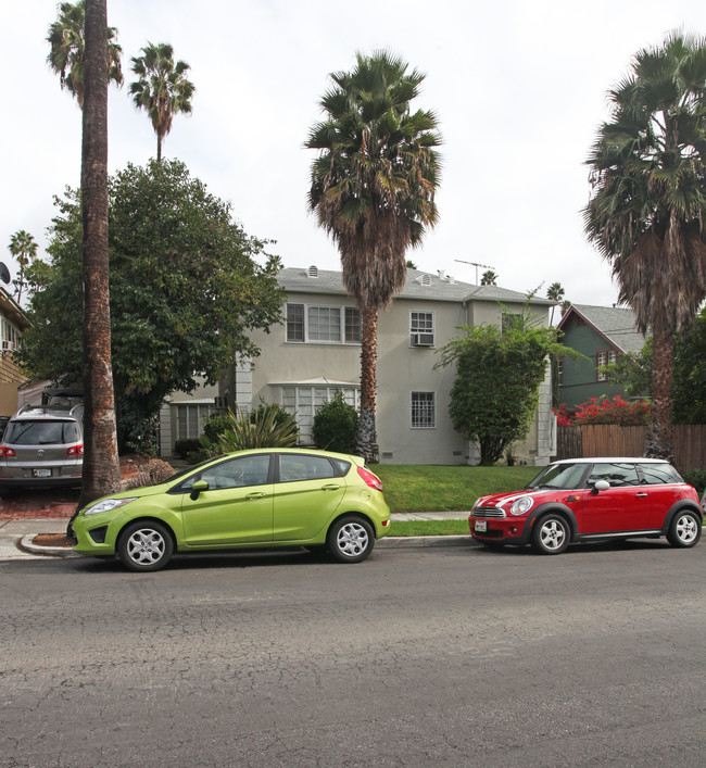 1754 Van Ness Ave in Los Angeles, CA - Building Photo - Building Photo