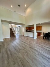 14227 Wake Robin Dr in Brooksville, FL - Foto de edificio - Building Photo