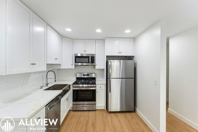 property at 16651 Tunstall Ln