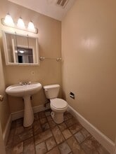 1231 Church St, Unit A in Decatur, GA - Foto de edificio - Building Photo