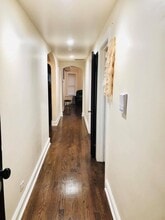6034 N Fairfield Ave, Unit 1F in Chicago, IL - Building Photo - Building Photo