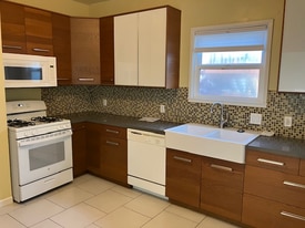 485 36th St in Oakland, CA - Building Photo