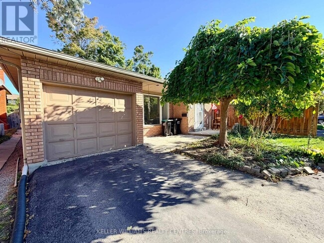 property at 35 Buchanan St