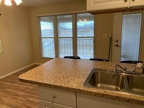 451 Country Club Rd in Bridgeport, TX - Building Photo - Building Photo
