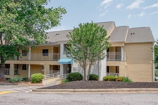 103 Northlake Dr in Anderson, SC - Building Photo