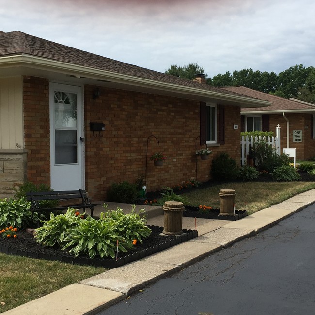 Courtyard Village Apartments