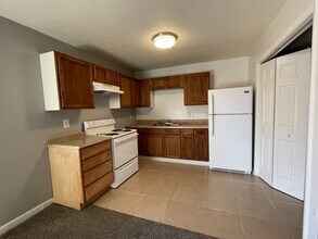 4514 Bonnell Dr NW in Huntsville, AL - Building Photo - Building Photo