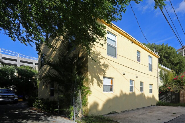 1112 Florida Ave in West Palm Beach, FL - Building Photo - Building Photo