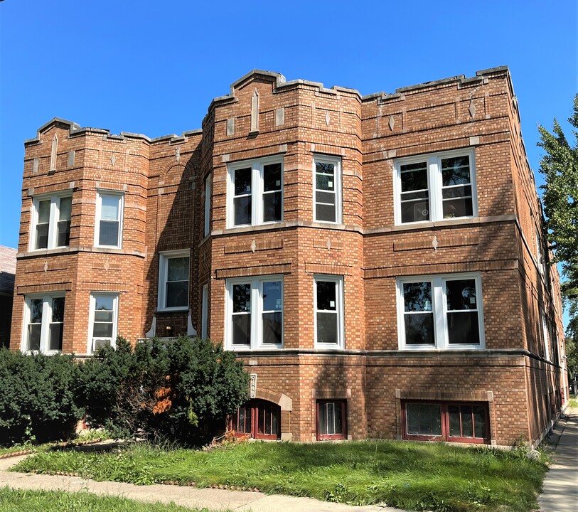 8459 Paulina St in Chicago, IL - Building Photo