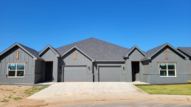7208 22nd Pl in Lubbock, TX - Building Photo - Building Photo