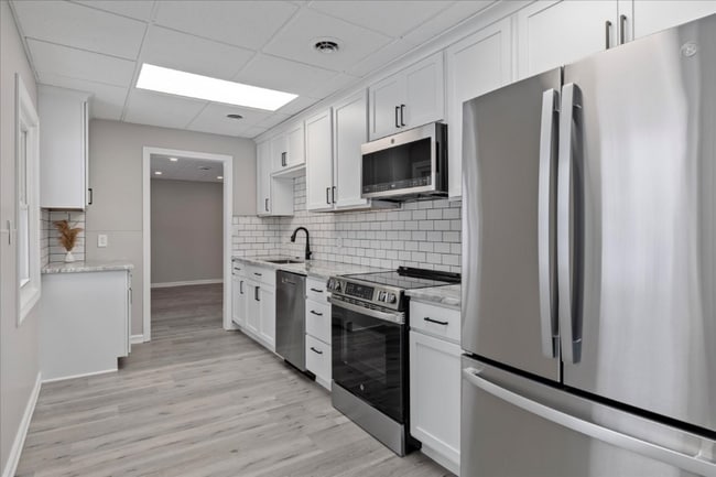 property at 3771 Gainesborough Dr