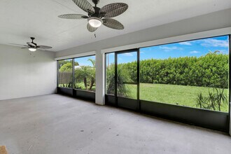 242 SW S Quick Cir in Port St. Lucie, FL - Building Photo - Building Photo