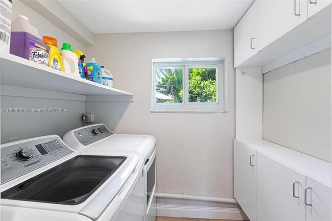 property at 2770 NE 30th St