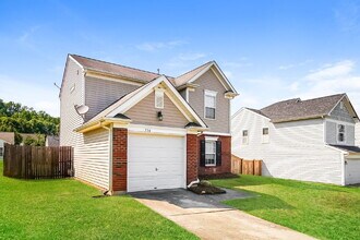 734 Aberdeen Glen Pl in Charlotte, NC - Building Photo - Building Photo