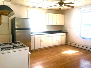 9 Laurel St in Lynn, MA - Building Photo - Building Photo