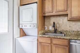 7802 E Heatherbrae Ave in Scottsdale, AZ - Building Photo - Building Photo