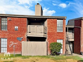 12500 Sandpiper Dr in Houston, TX - Building Photo