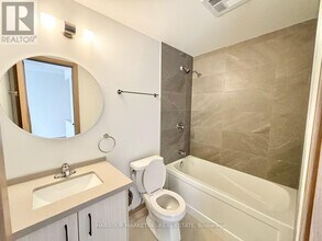 3421 Sheppard Ave E in Toronto, ON - Building Photo - Building Photo