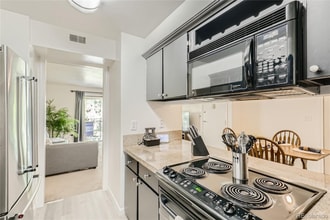 12124 Melody Dr in Westminster, CO - Building Photo - Building Photo