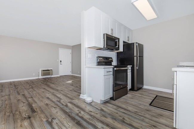 The Boulevard in Pleasant Hill, CA - Building Photo - Building Photo