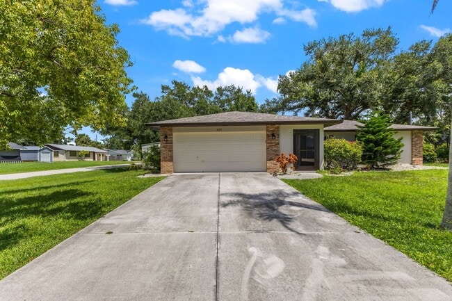 3157 Juno Rd in Venice, FL - Building Photo - Building Photo