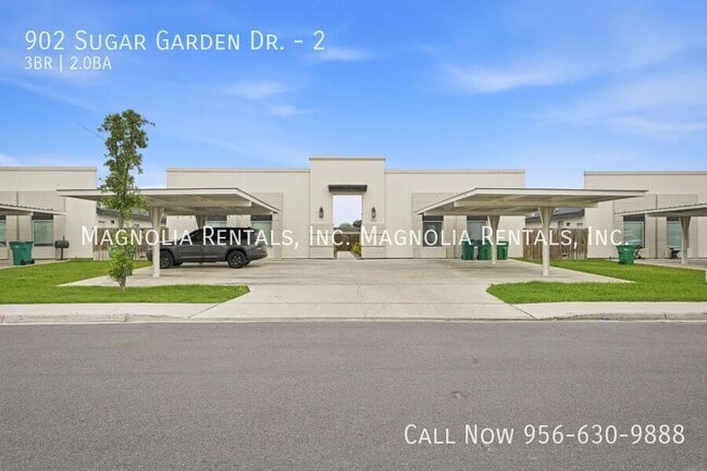 902 Sugar Gdn Dr, Unit 2