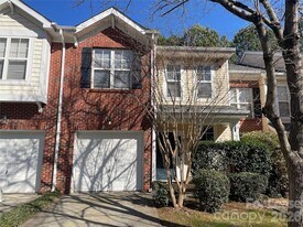 10913 Princeton Village Dr in Charlotte, NC - Building Photo