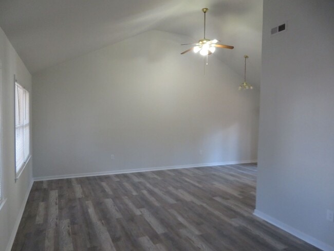 4511 Brickwood Meadow Ct in Petersburg, VA - Building Photo - Building Photo