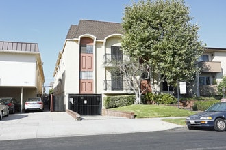 3717 Vinton Ave in Los Angeles, CA - Building Photo - Building Photo