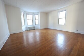 31 June St in Boston, MA - Foto de edificio - Building Photo