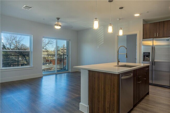 2213 Poquito St in Austin, TX - Building Photo - Building Photo