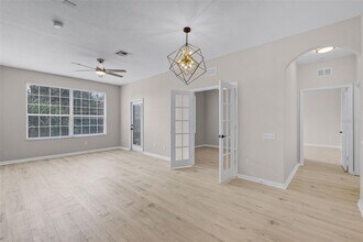 2484 San Tecla St in Orlando, FL - Building Photo - Building Photo