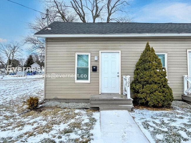 property at 102 Chestnut St