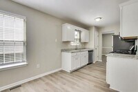 105 Chartres St photo'