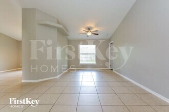 506 Kingfisher Dr in Kissimmee, FL - Building Photo - Building Photo