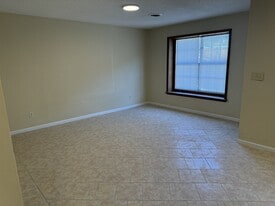 103 Issac Dr, Unit 103 A Issac Drive in Tupelo, MS - Building Photo