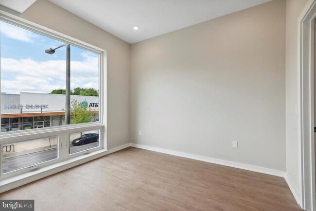 308 W Chelten Ave in Philadelphia, PA - Building Photo - Building Photo