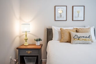 206 Persimmon Tr in Woodstock, GA - Building Photo - Building Photo