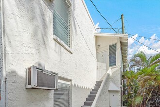 1507 Meridian Ave in Miami Beach, FL - Building Photo - Building Photo