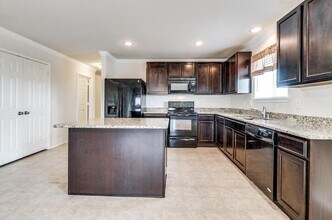 369 Magma Dr in Fort Worth, TX - Building Photo - Building Photo