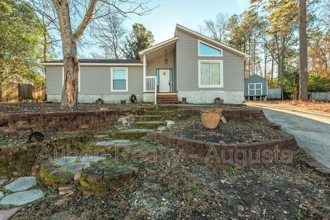 250 Brooks Dr in Martinez, GA - Building Photo - Building Photo