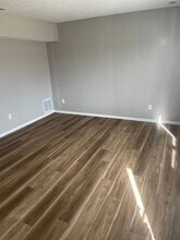 3014 SE 17th St in Des Moines, IA - Building Photo - Building Photo