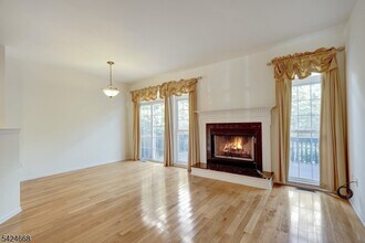 18 Mountain View Dr in Woodland Park, NJ - Building Photo - Building Photo